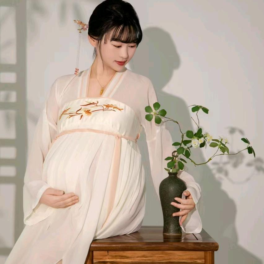 小莉莉宝妈创业(月子中)