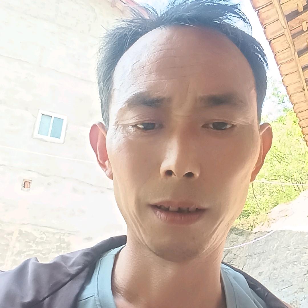用户524396306047