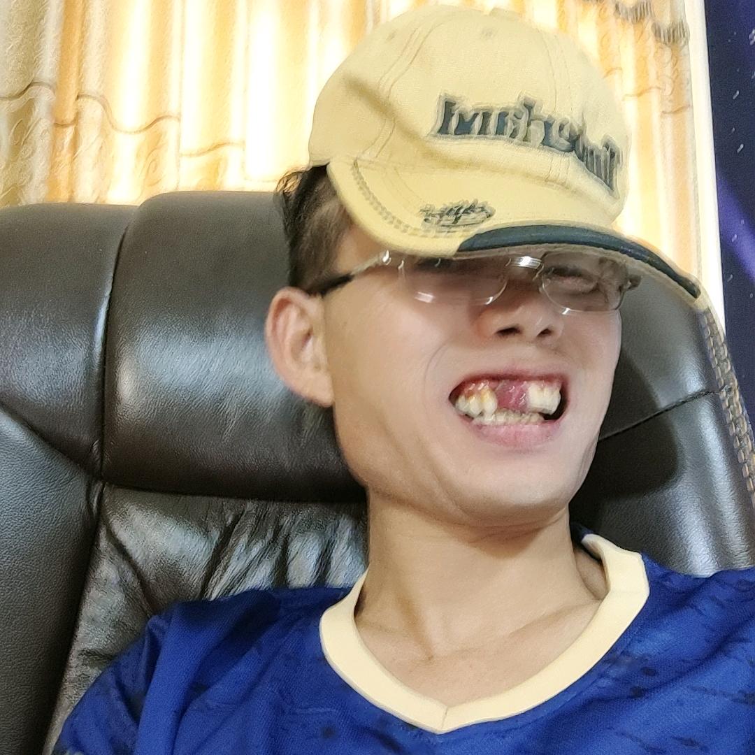 隆江无牙才艺主播
