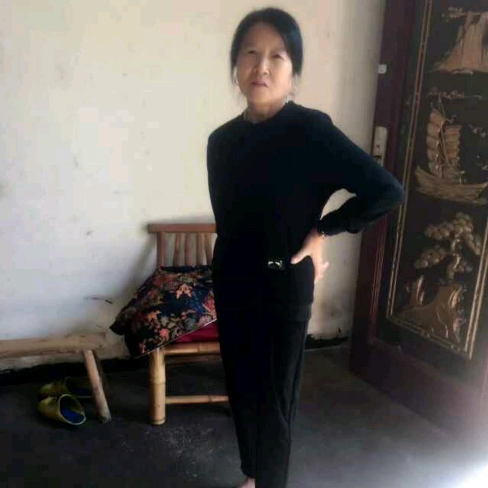 娜娜