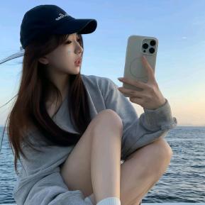 Lark丶灵雀