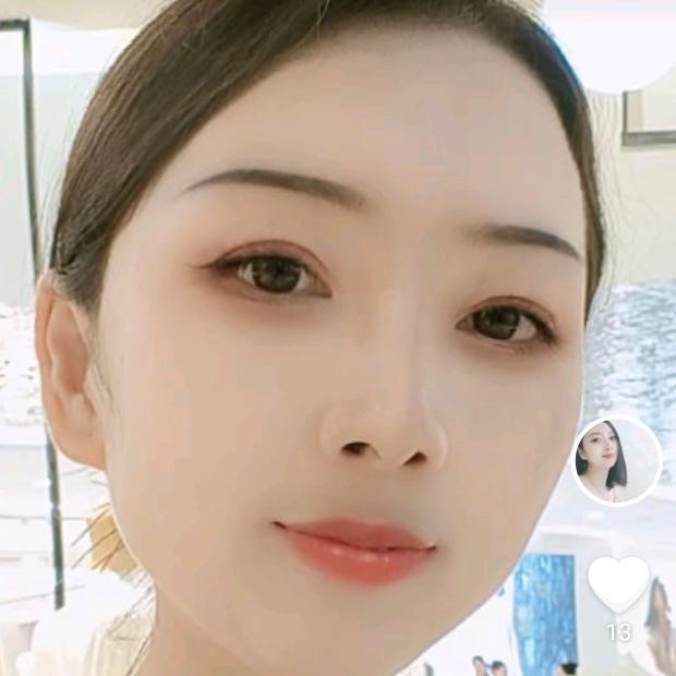 卖三星电视的小姐姐