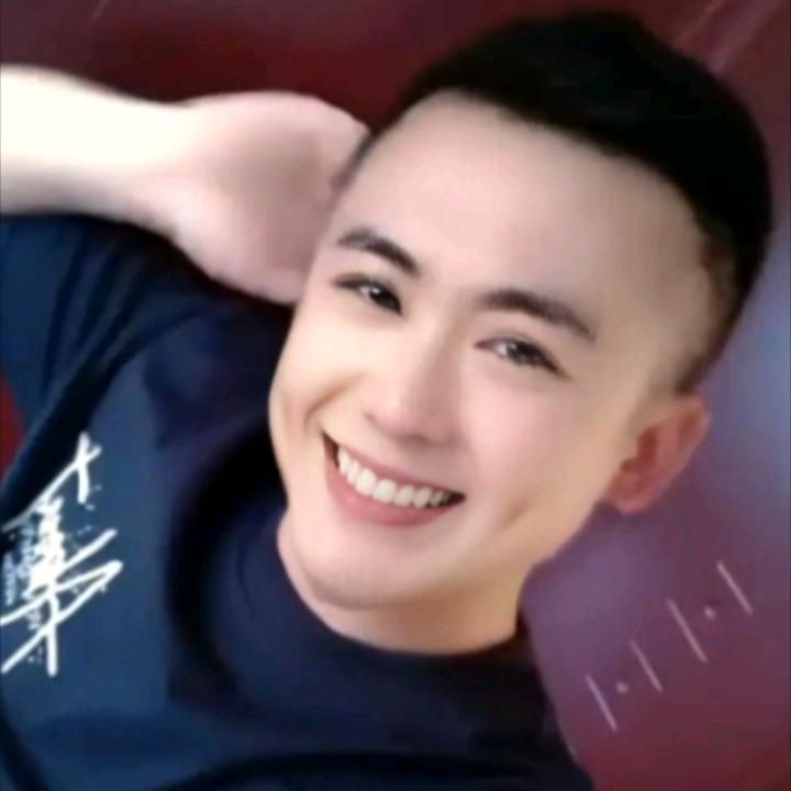 平平淡淡🌹🌹🌹🌹