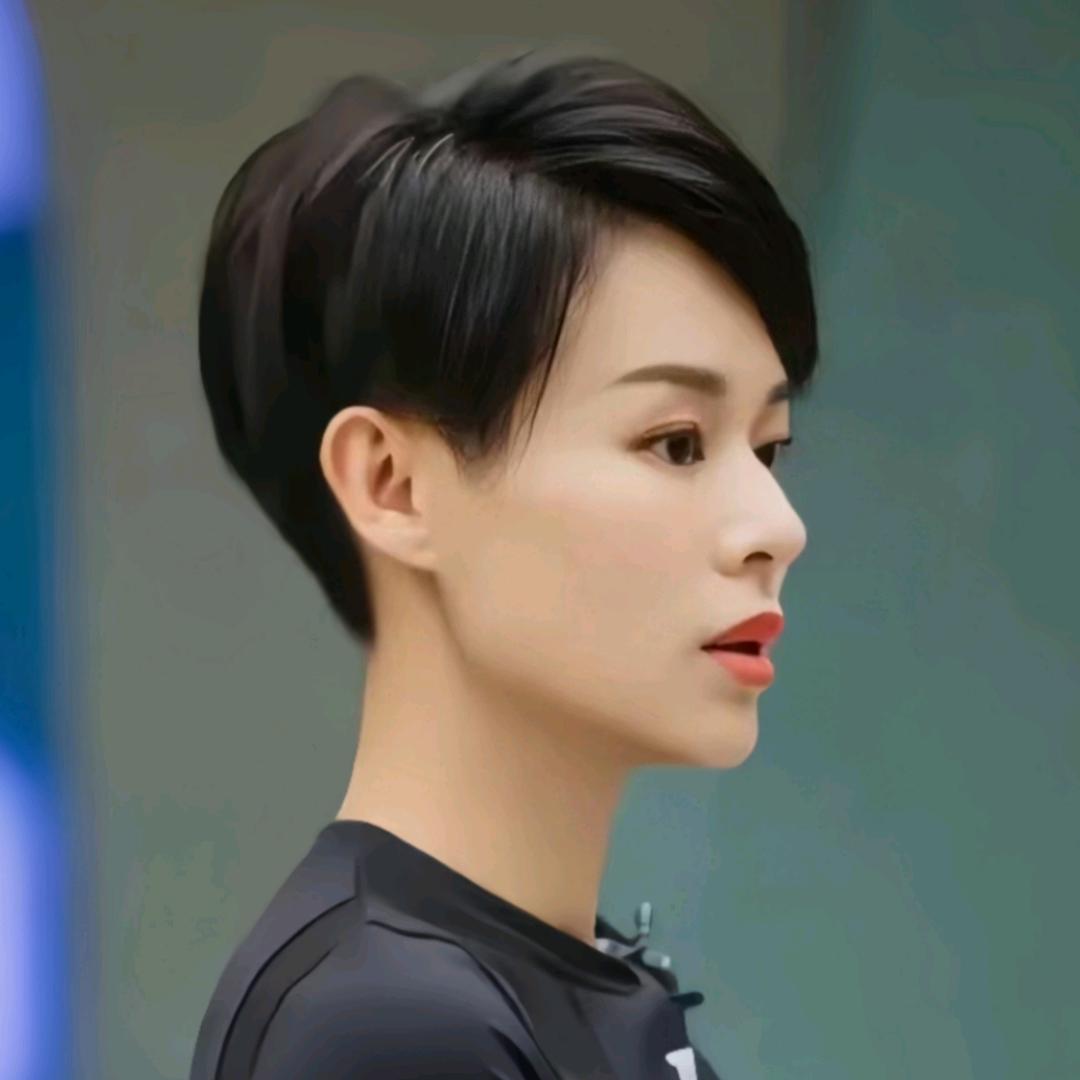 峰哥免费社区剪发