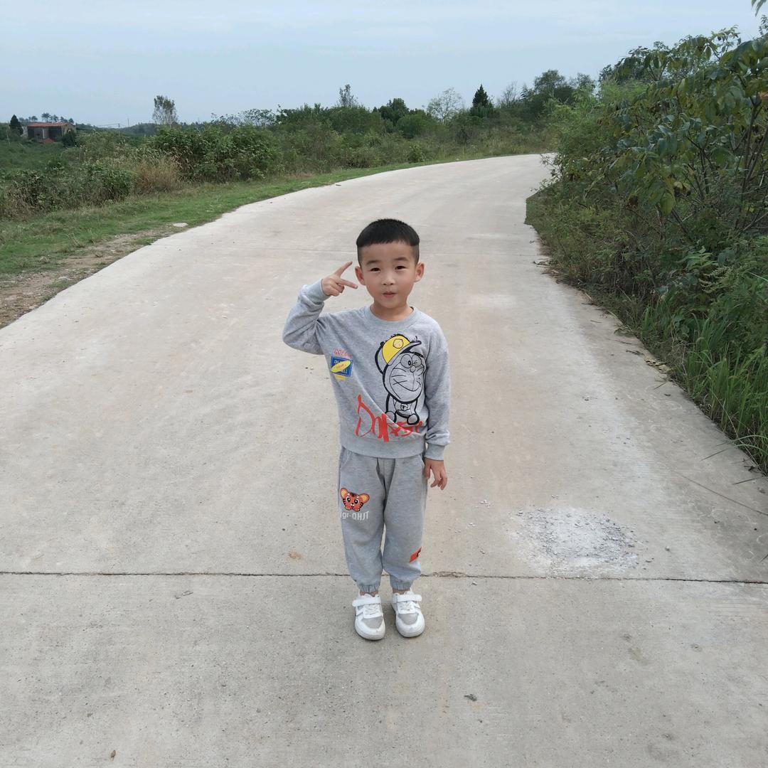 朱教练，