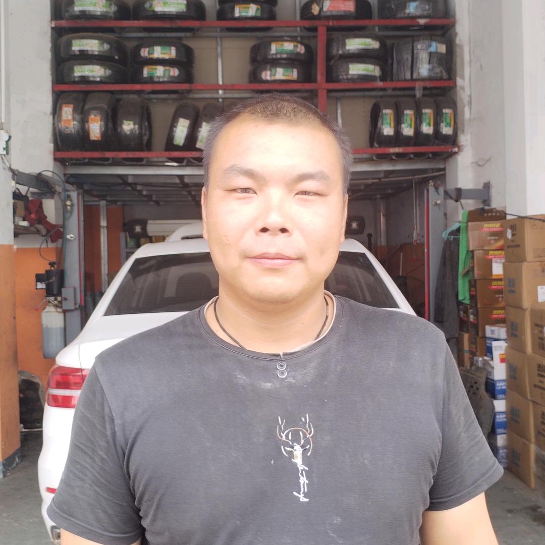 洛宁修车 浩强快修 汽车维修 电车维修