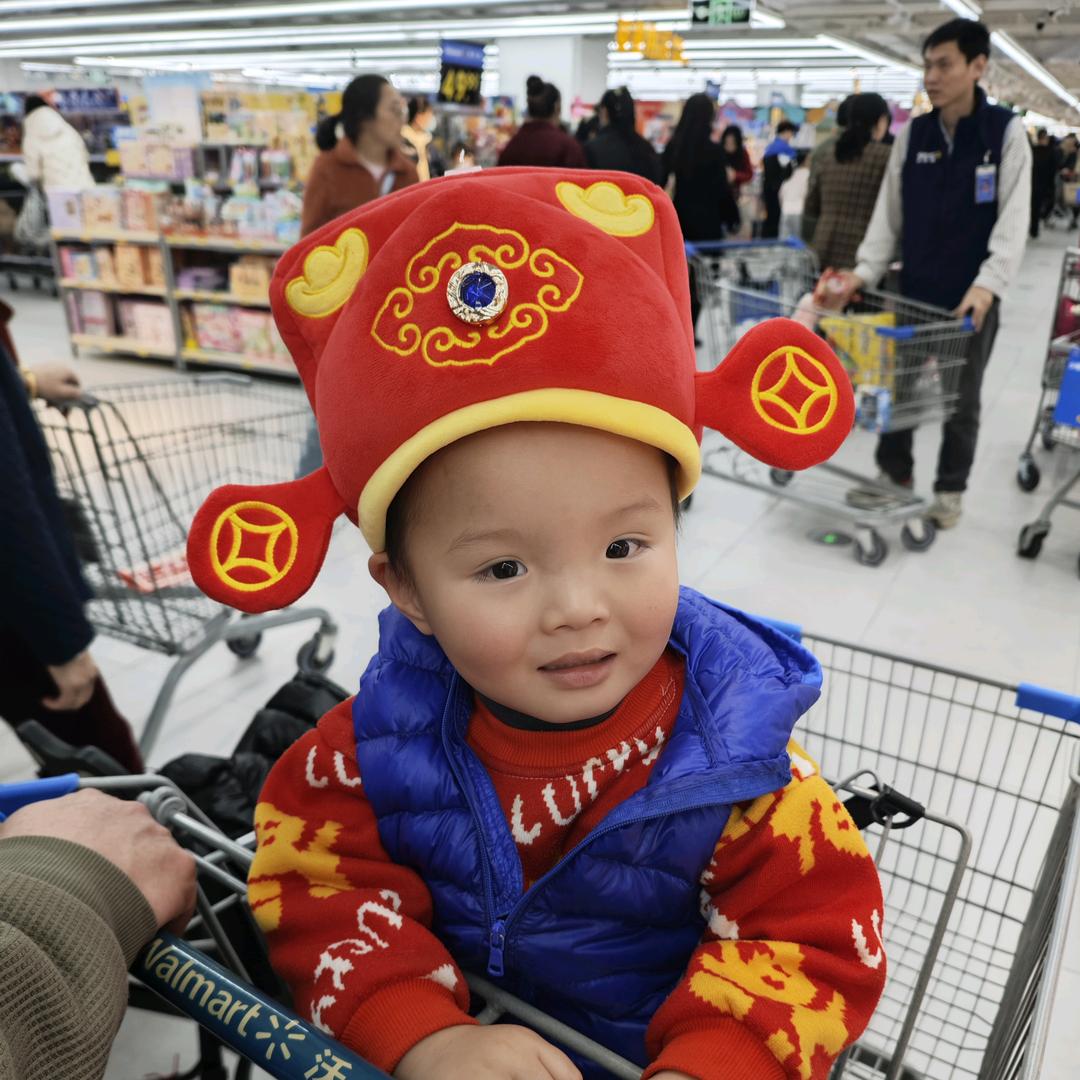 侯发发