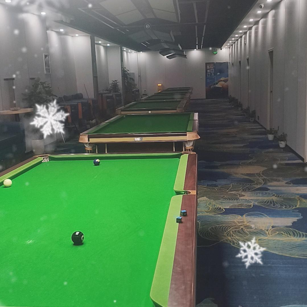棋友相聚棋牌室