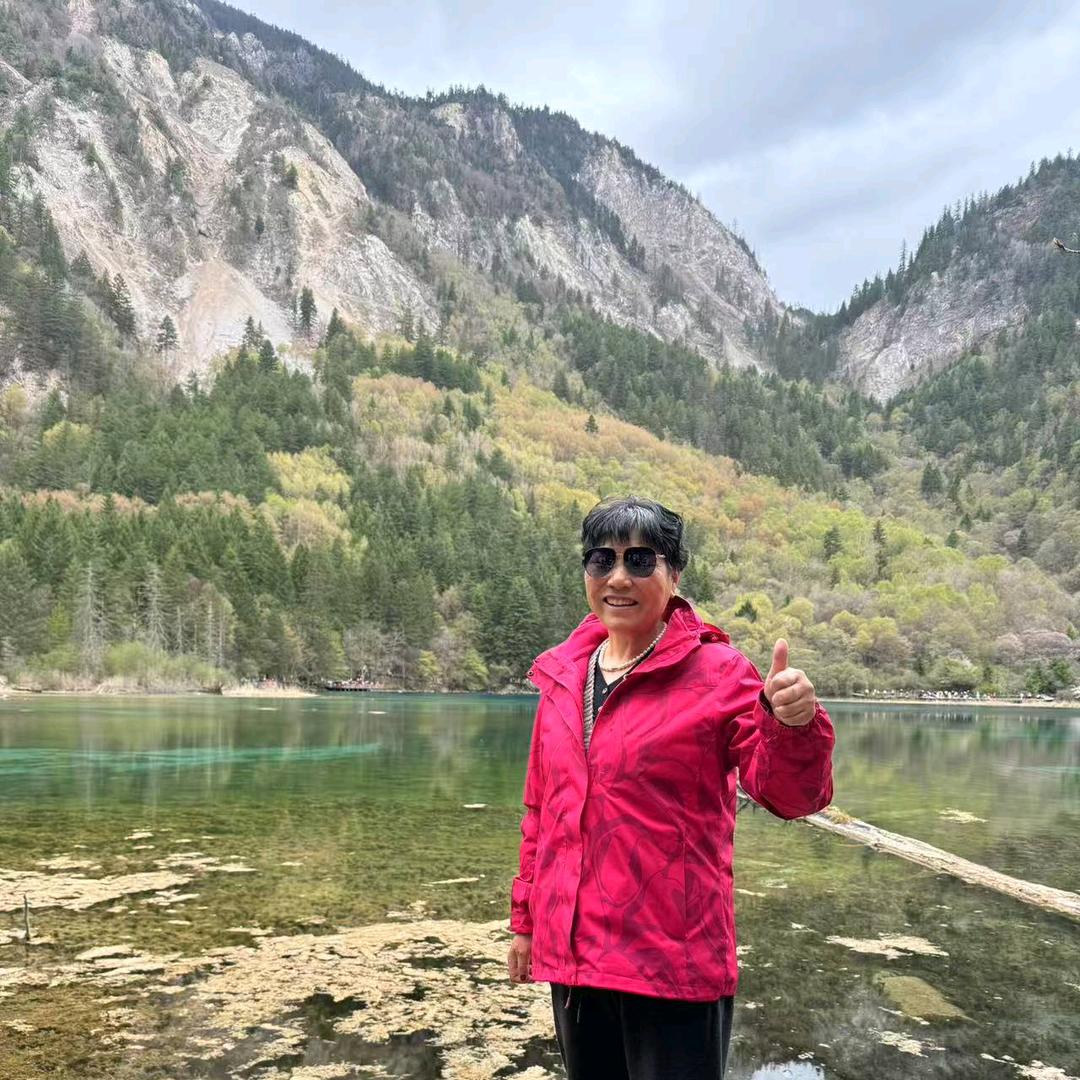 叠石桥婚介陆水菊