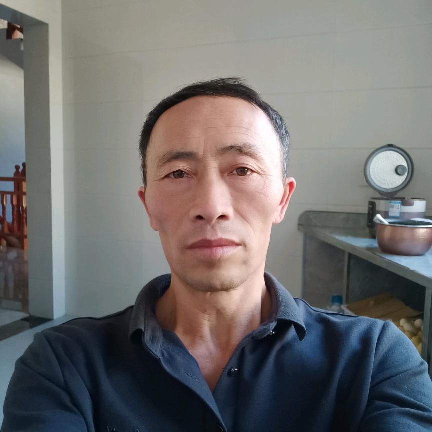 官师傅，粘地板