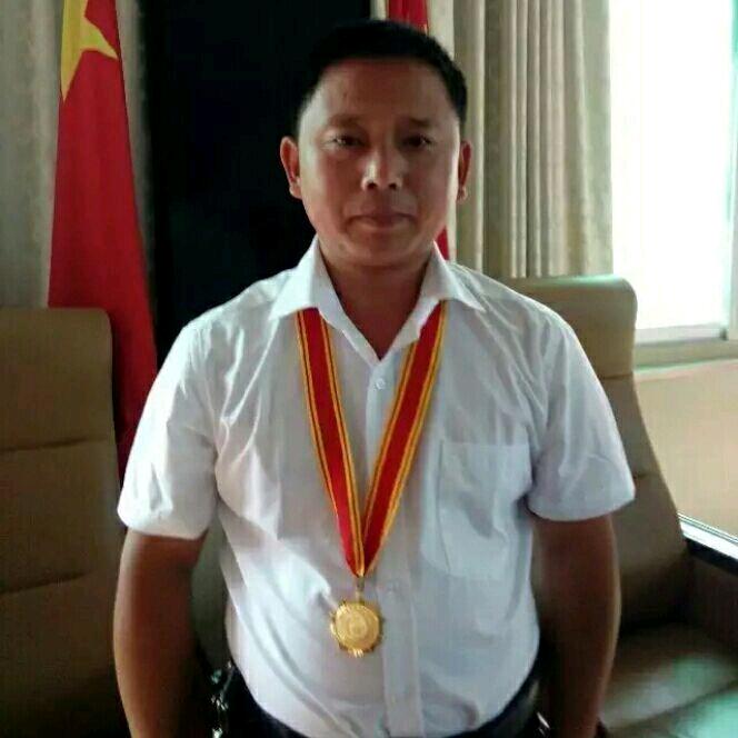 绿染天涯