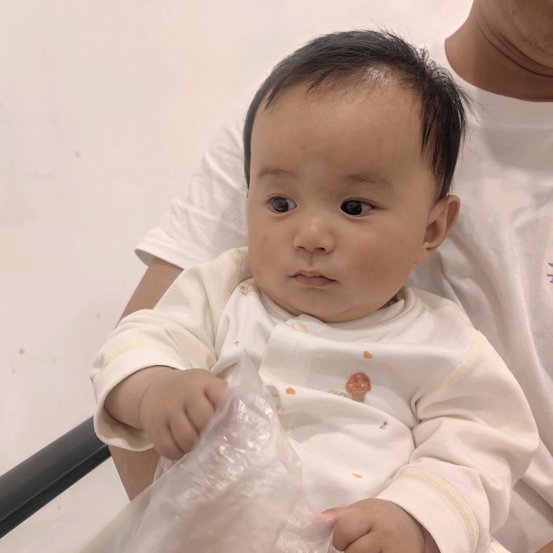 粥粥小屁孩