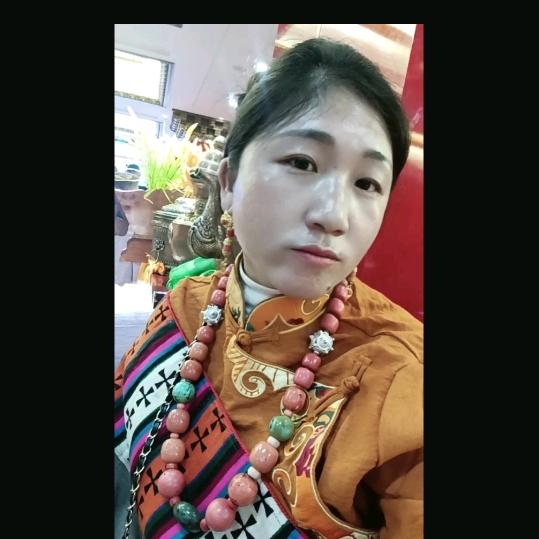 曲珍拉姆