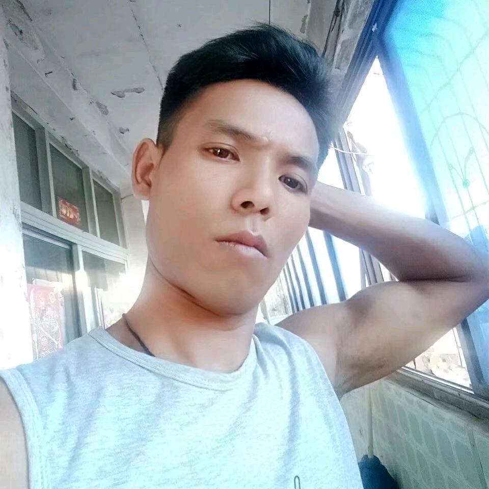 伟龙