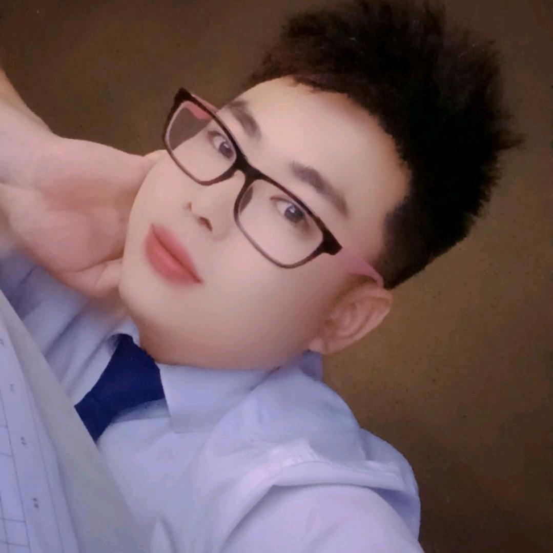 眼镜小青