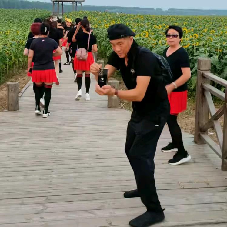摄影师叶姐夫