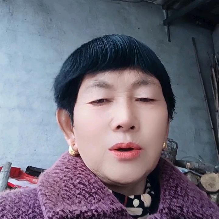 睌霞姐