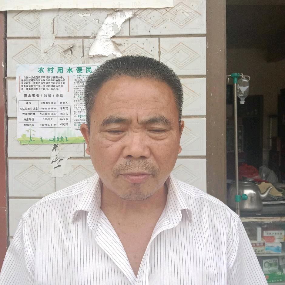 黄社兴