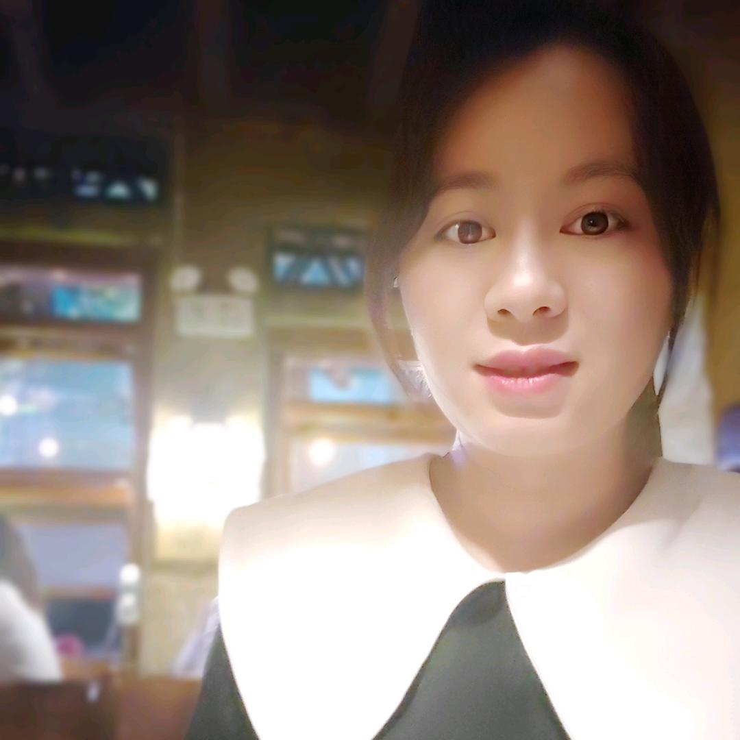 傣 o O 小妹