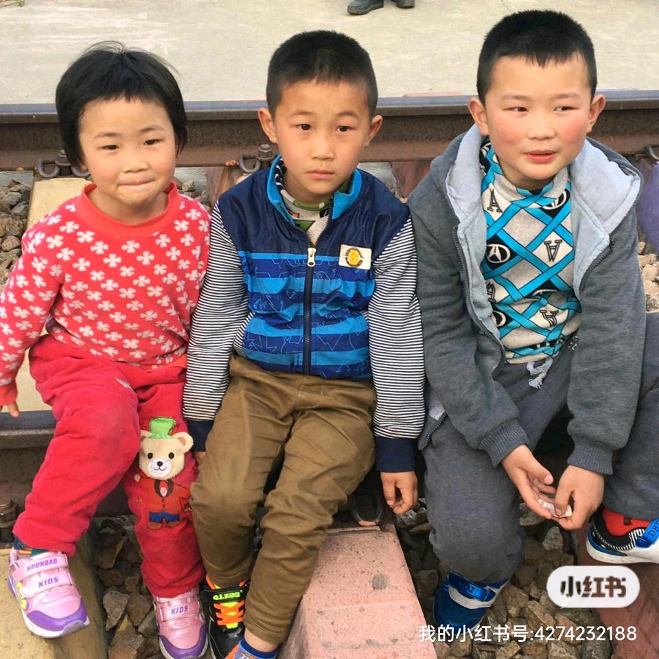 三个孩子的妈妈