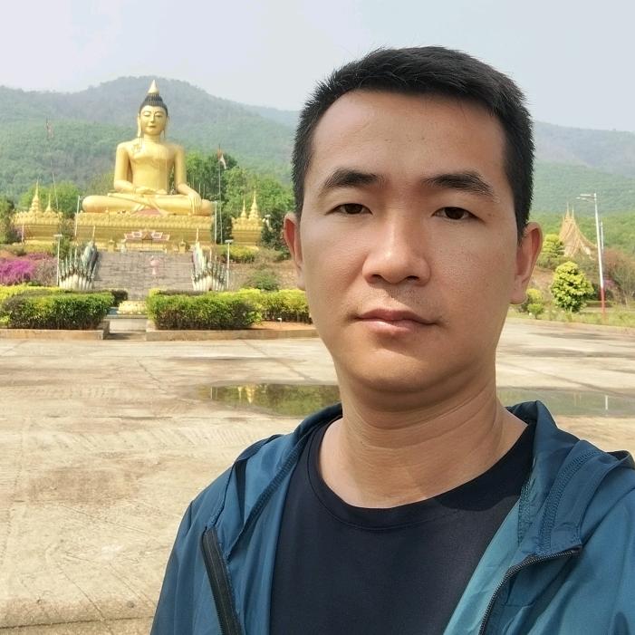小旺：麦克风
