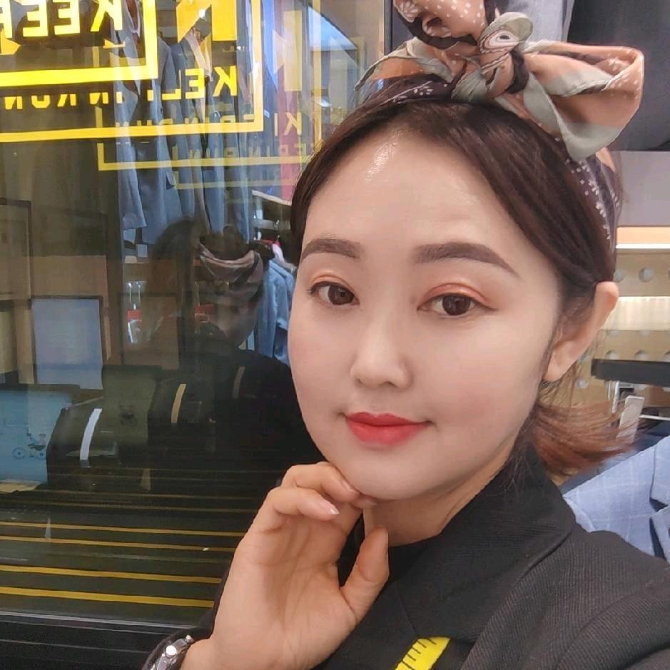 珂尔男装西峰三店菲菲