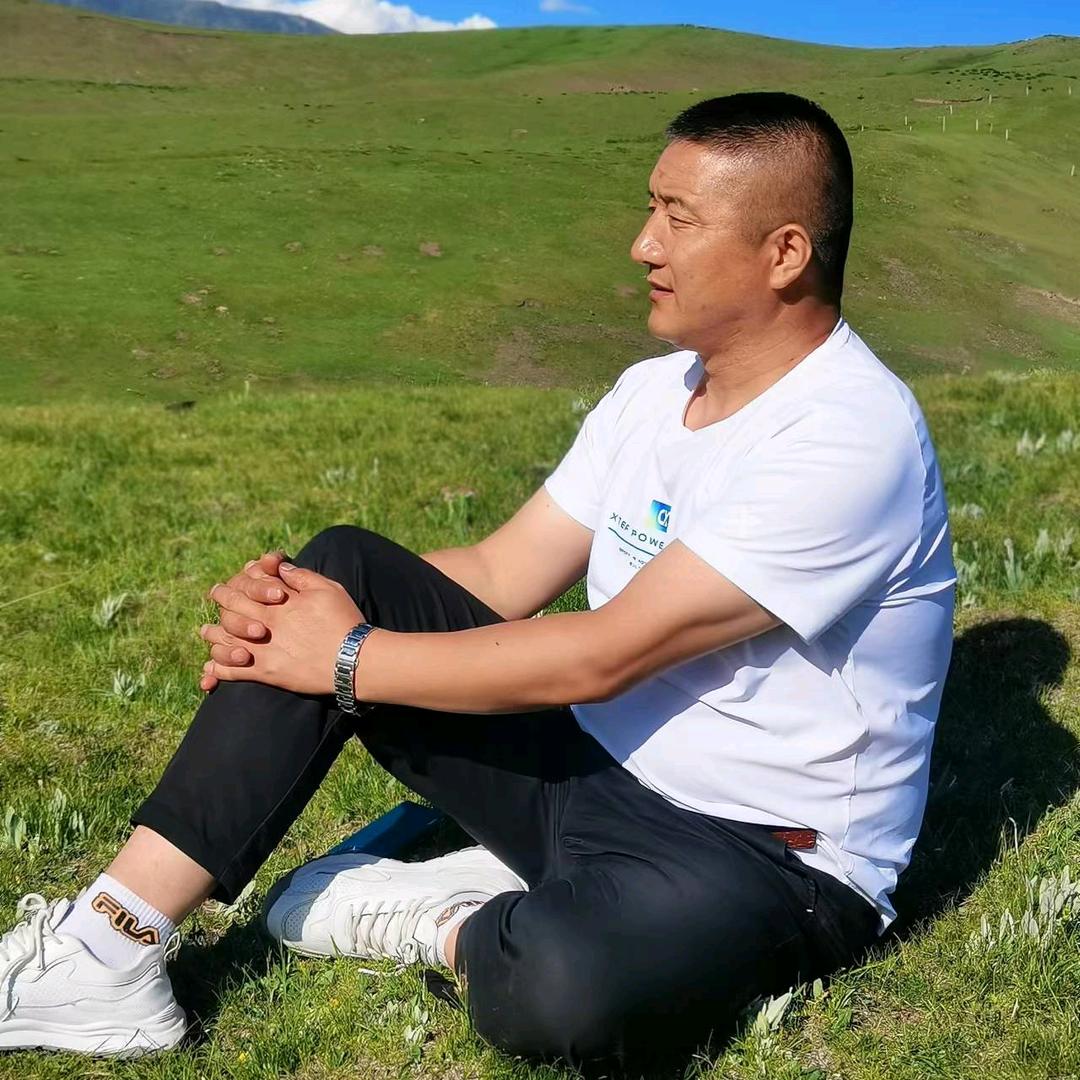 学魁伊泊尔