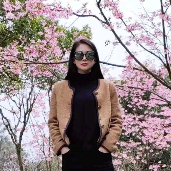 萧萧 双福舒洁家政公司