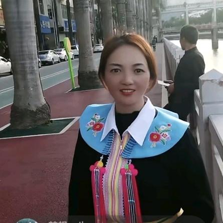 广南大棚西瓜，英姐（拒绝连赞。)