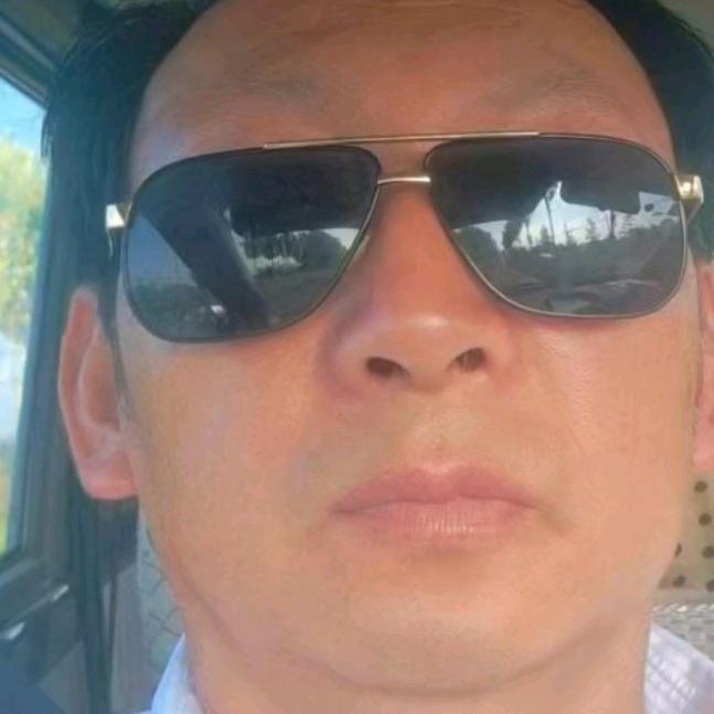 真诚待人做事，永远是赢家 。