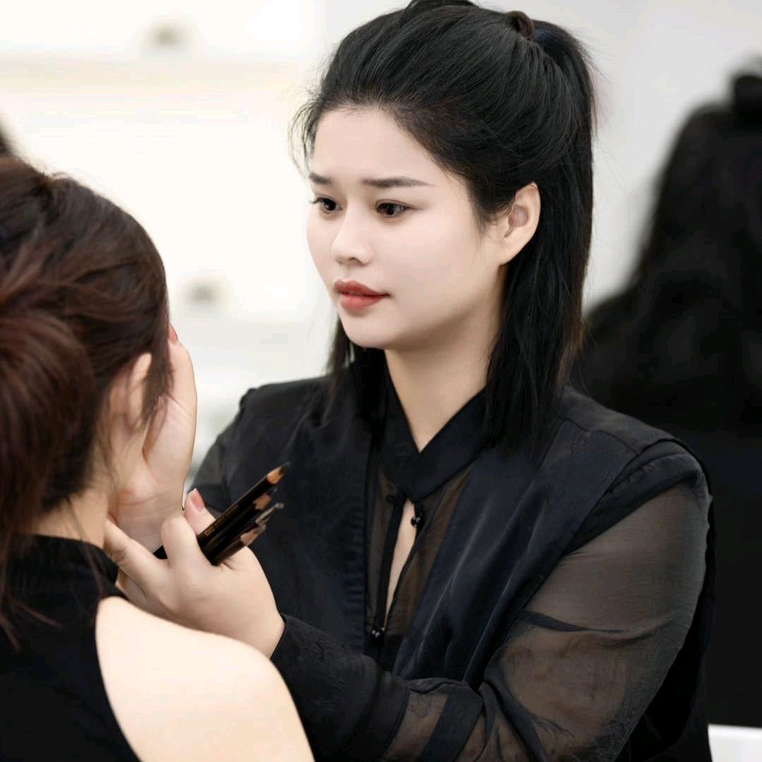 徐闻晓晓美学设计专家