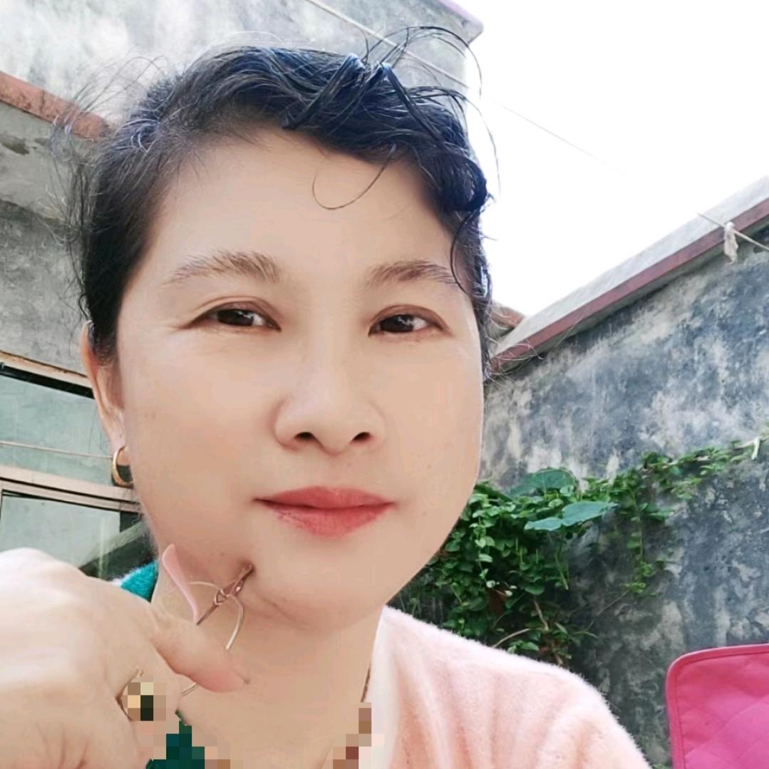 小莲蓬⁸⁷¹⁵暂时停播中