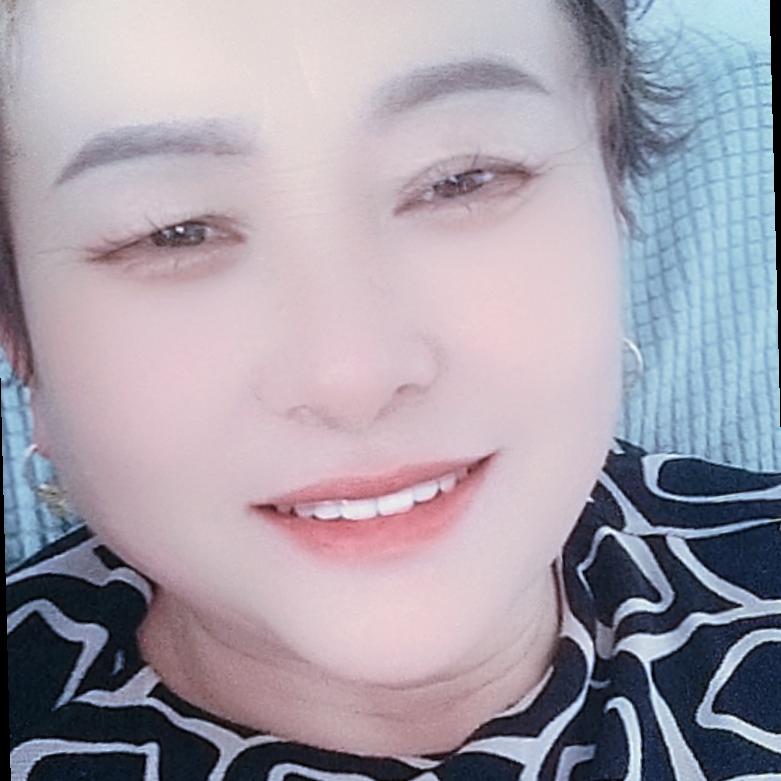 阳光明媚