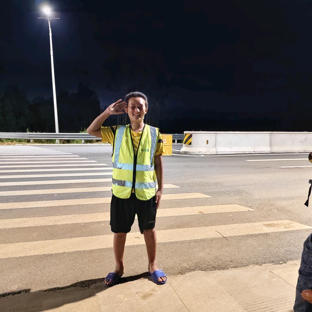 二百斤妹砸爱上我