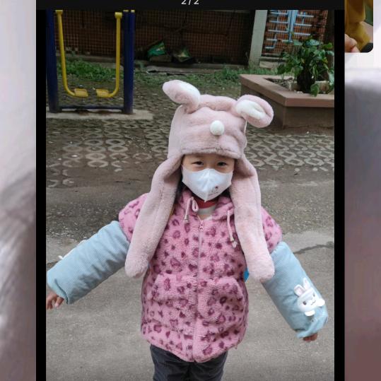 大眼邓小有眼