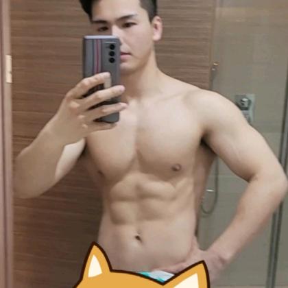 拿铁男孩