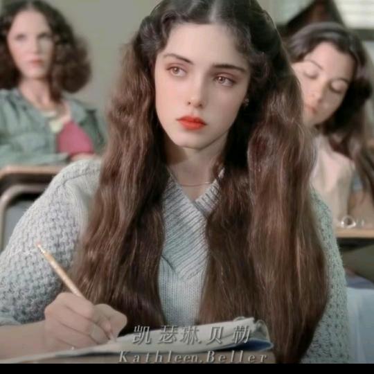 月亮不睡我不睡