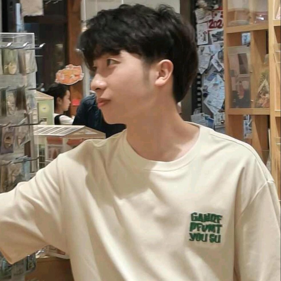 SuSu白少