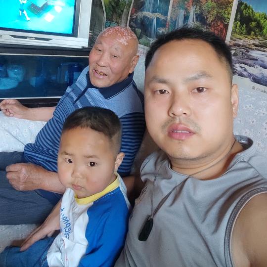涛涛头像