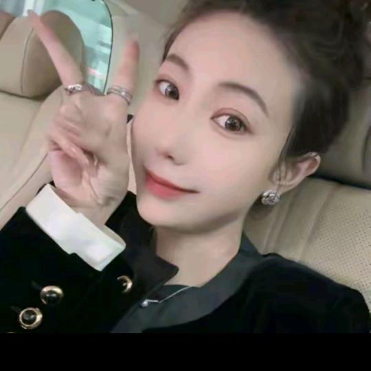 美美私服~时尚穿搭