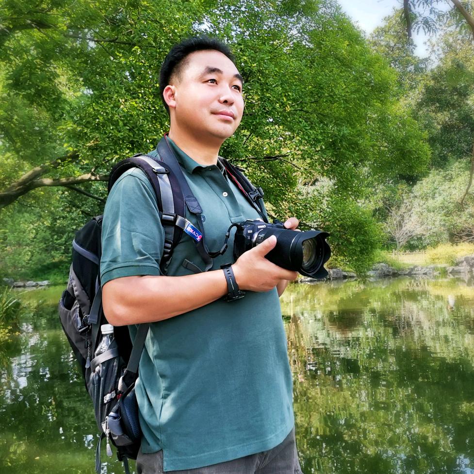 腻脚520全球旅拍喜庆用品 老裁缝家纺店