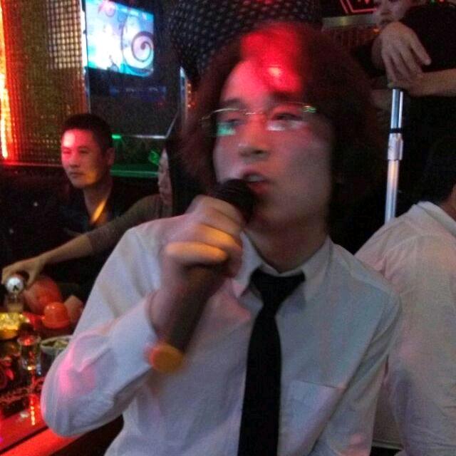 汐慕雨Leo