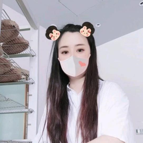 做私房蛋糕面包的大梨