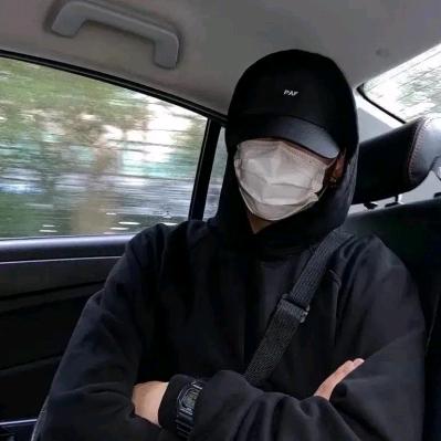 @凪卄