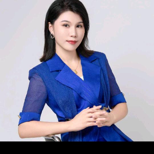 艾佳 在南宁专注调肤管理