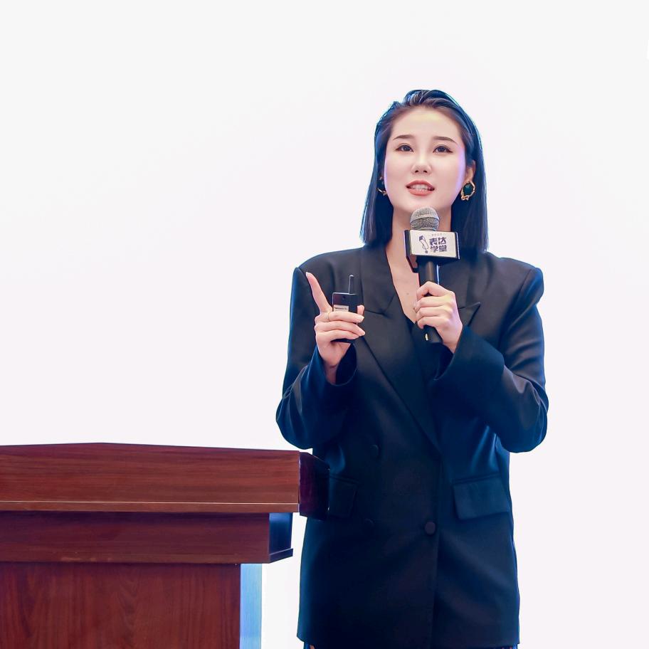 翊总高能量女性圈