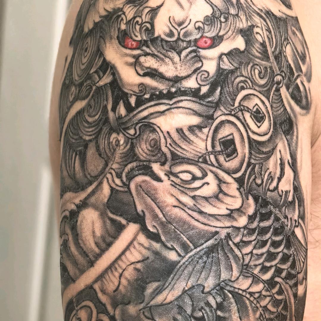 牵猫逛街的老鼠