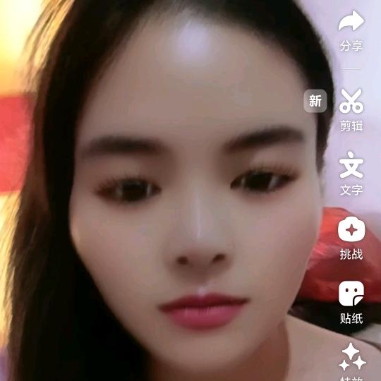 一个人过的伤心的泪
