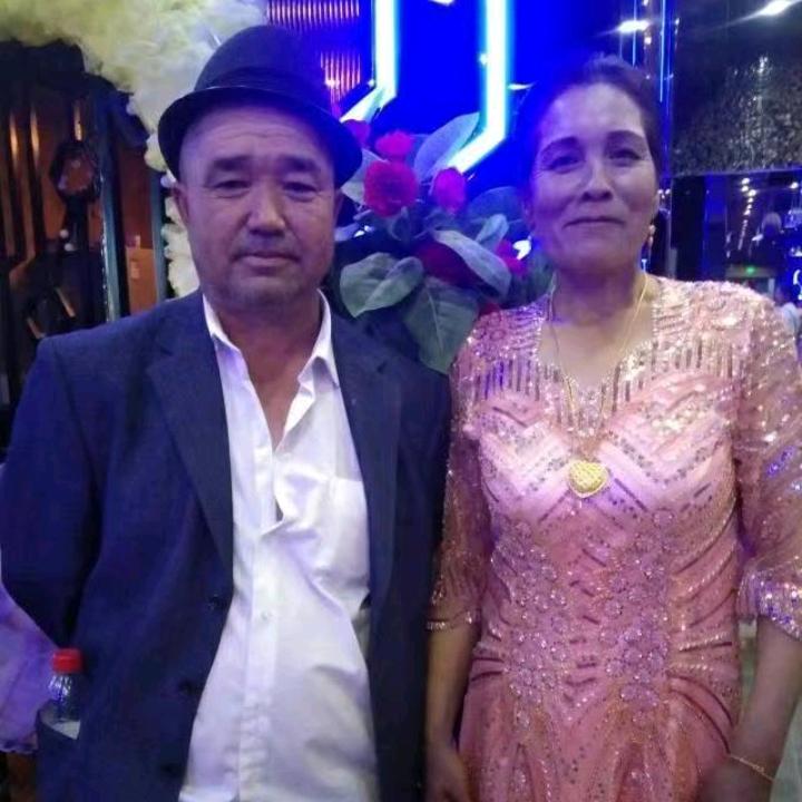 用户551405664203585555