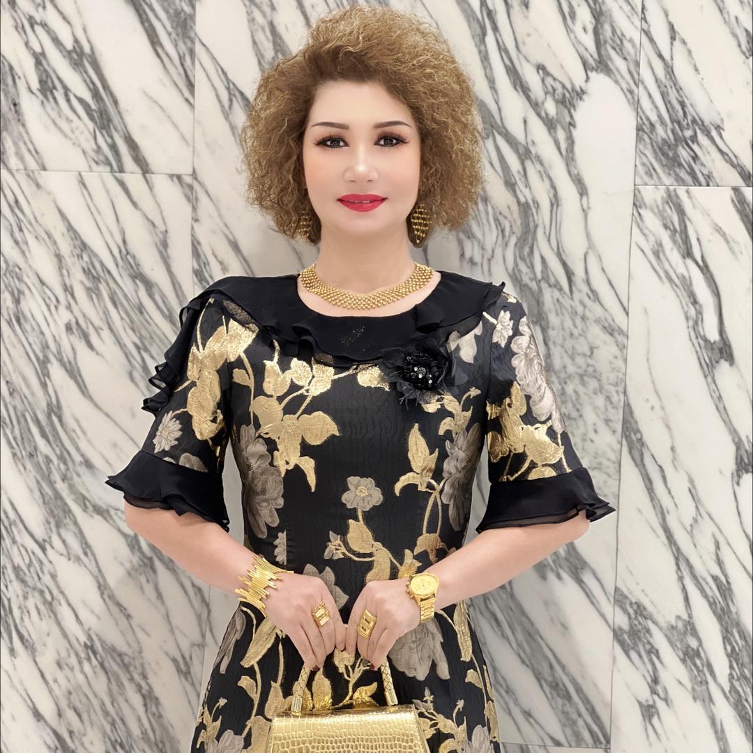 小西门巴依合尼姆服饰店